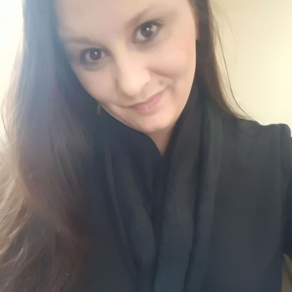Meet your Posher, Katina